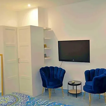 La Draghina Capri 3* أناكابْري