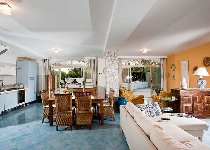 La Draghina Capri B&B 아나카프리